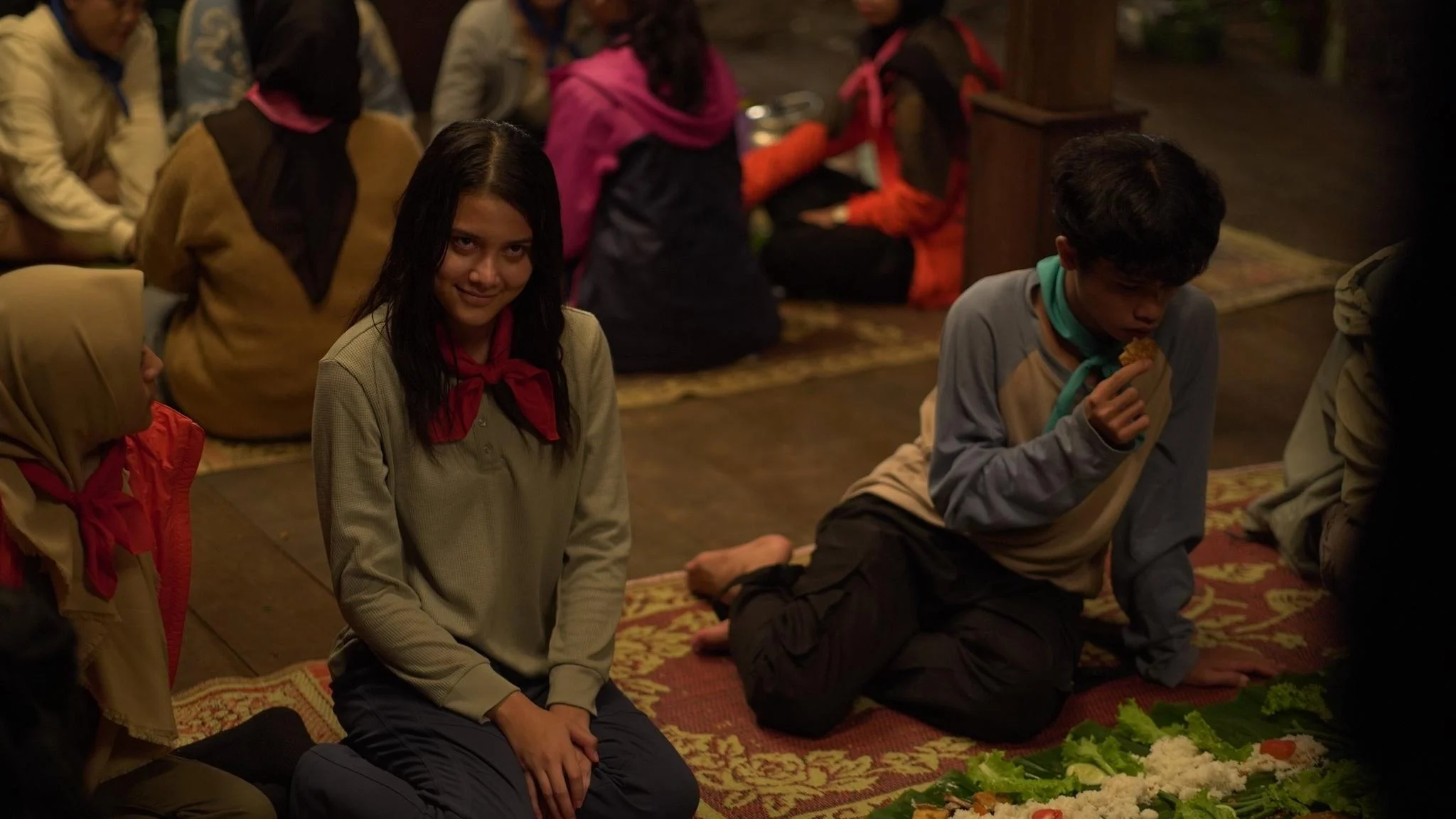 Trại Cấm: Ám Hồn Tập Thể - 