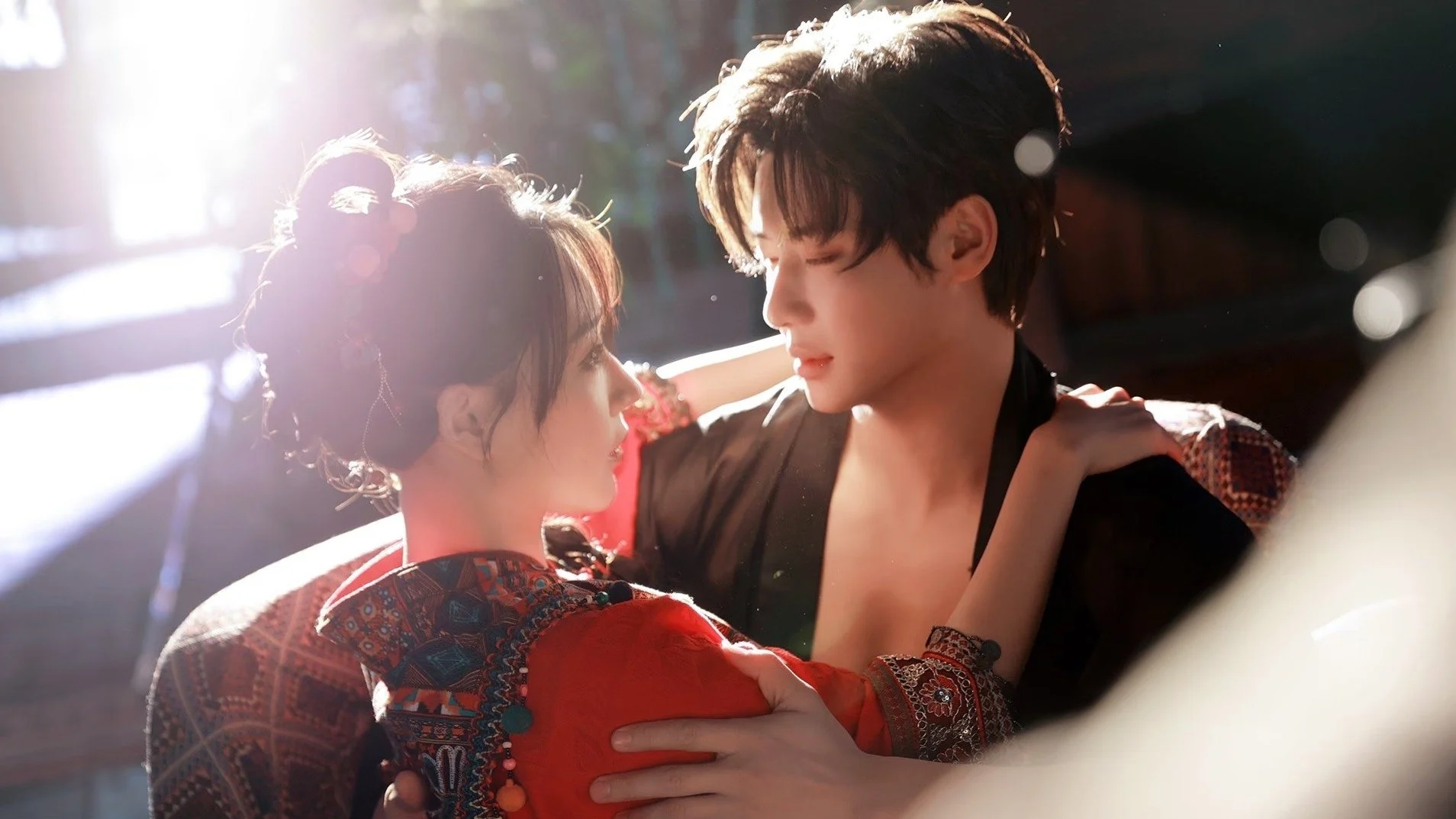 Thiêu Đốt Con Tim - Love Beyond The Curse