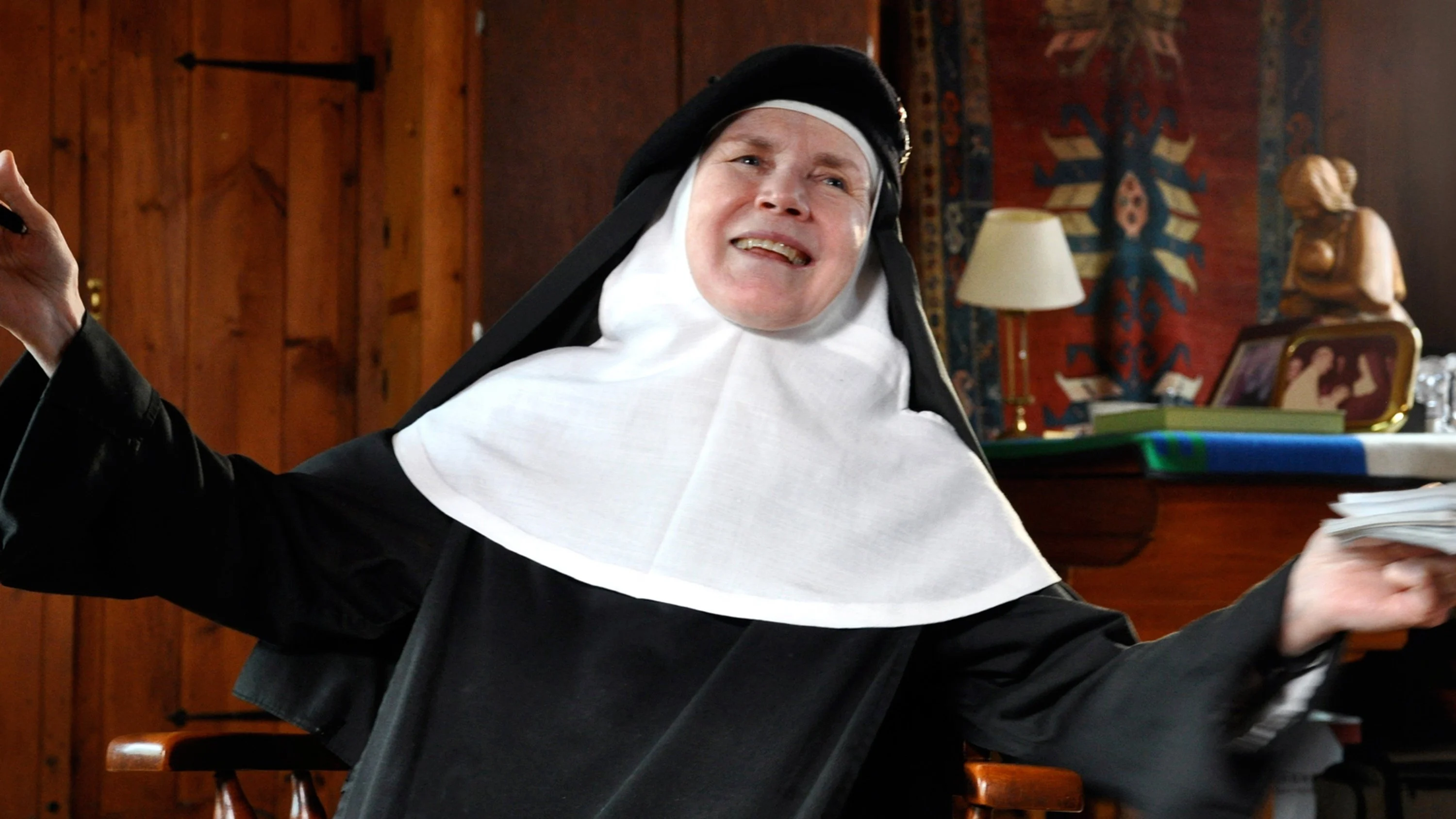 Chúa Là Elvis Lớn Lao Hơn - God Is the Bigger Elvis